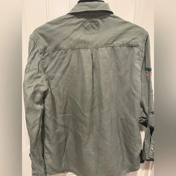 RAILS Marcel Embroidered Floral Button Up Linen Flannel in Sage Size xs - Picture 4 of 8
